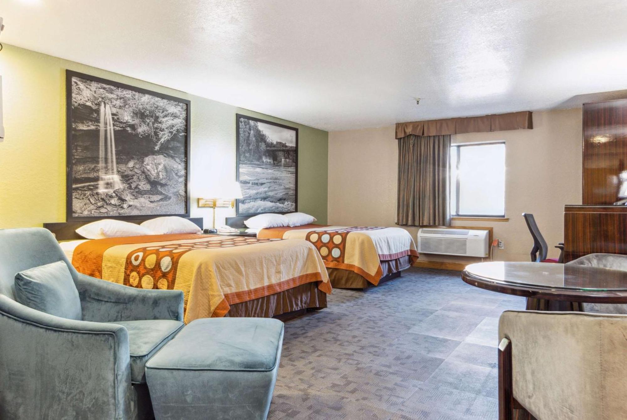 Super 8 By Wyndham Uniontown Pa Hotel Exterior photo
